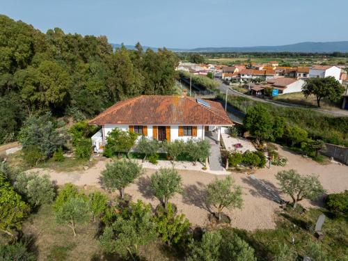 Kert, Sa Meri B&B in Siamaggiore