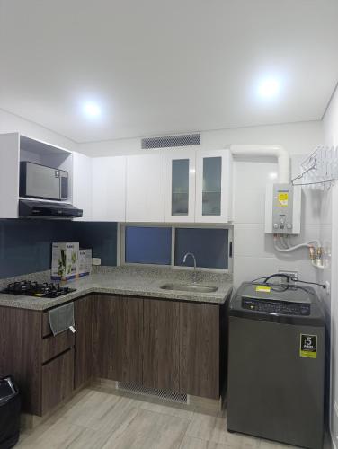 Apartamento amoblado, Edificio Avanzzare T1-304 in South (Residential-Industrial Area)