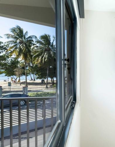 Fully Renovated Beachside with Oceanview 1 Bedroom Unit 8 in Dorado