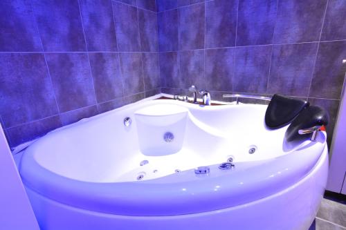 Lux Apartment in Belgrade - image 12