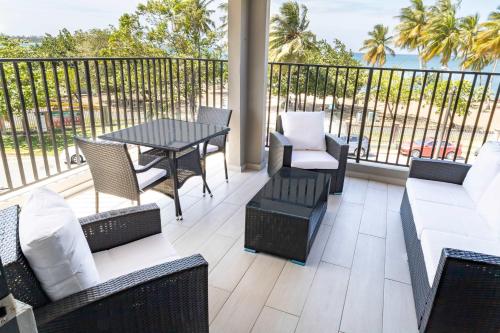 Entire Beachfront Villa Complex 12 Bedrooms 6 Baths Sleeps 48 in Dorado