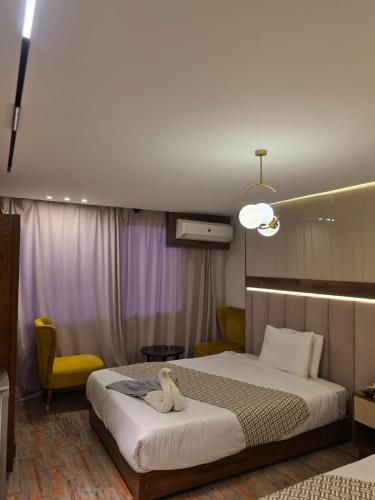 Aura Garden City Hotel - image 5
