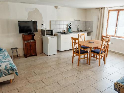 ห้องครัว, La Ferme des Acacias in ออร์ลี