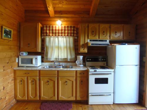 Cajun Cedar Log Cottages