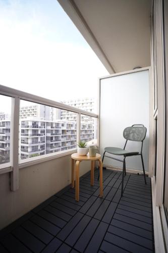 1BED-Sydney-POOL-Gym-Sleeps 4 Guests in Waterloo