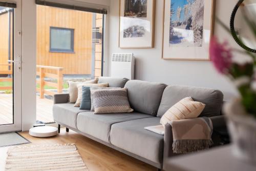 Sovanova Domki w Górach Sowich z Tarasem i Widokiem (Sovanova Domki w Gorach Sowich z Tarasem i Widokiem) in Gluszyca Gorna