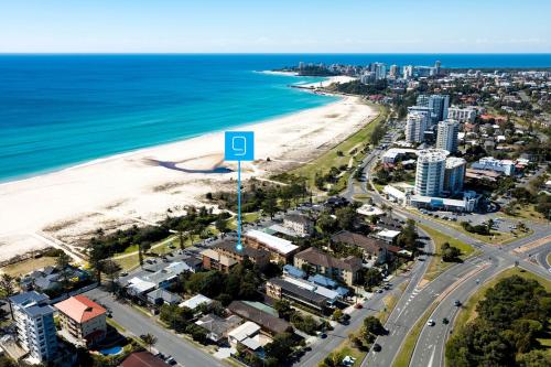 Waves at North Kirra