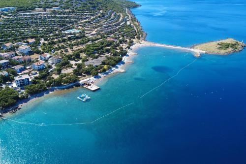 Family-friendly apartments with swimming pool Klenovica Novi Vinodolski - 18260 - image 2