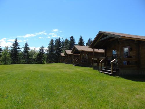 Cajun Cedar Log Cottages - Hotel - Margaree Forks