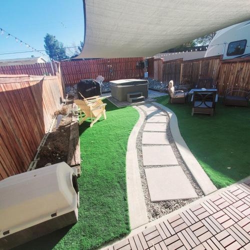 Star Gazer's Paradise in Apple Valley (CA)