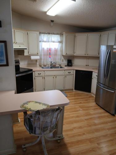 House close to everything in เลดี้ เลค (FL)