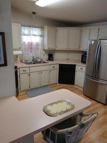 House close to everything in เลดี้ เลค (FL)