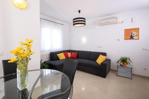 Apartments Salona - image 6