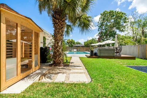 The Palm Luxe Retreat in Lake Worth