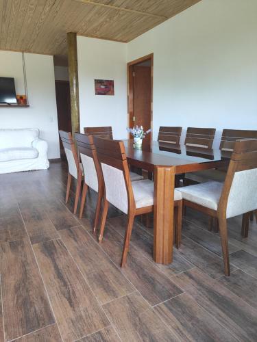 Cantinho do sossego - spacious house in Santa Clara