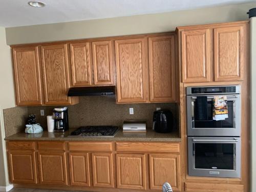 Furnished five bedroom and gated community in Patterson