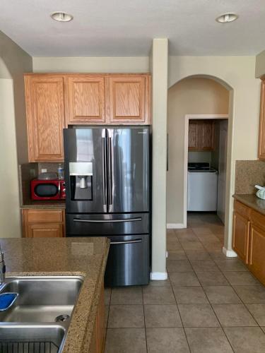 Furnished five bedroom and gated community in Patterson