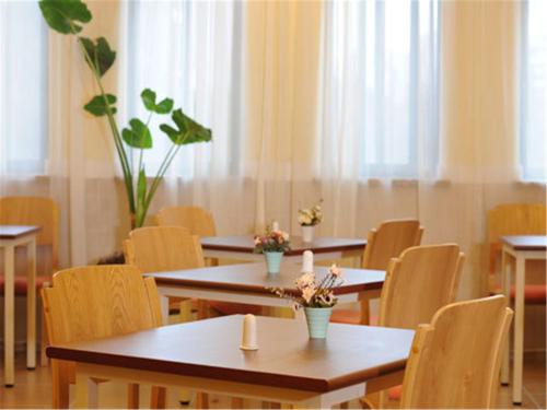 ห้องอาหาร, Home Inn Neo Tianjin Weidi Avenue City Cultural Center in เทียนสิน