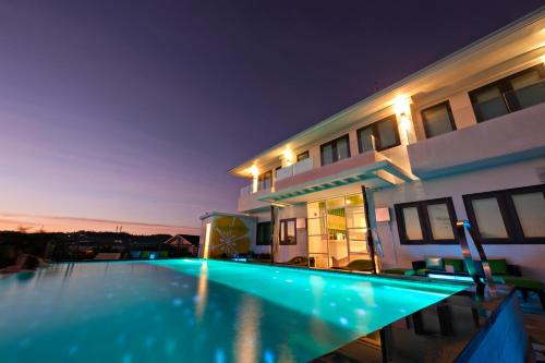 ライム ホテルボラカイ13