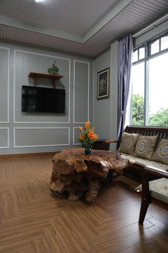 Cỏ Dại