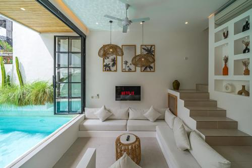 Villa Sunset and Sunrise - 2BR elegant villa in Central Canggu - image 3