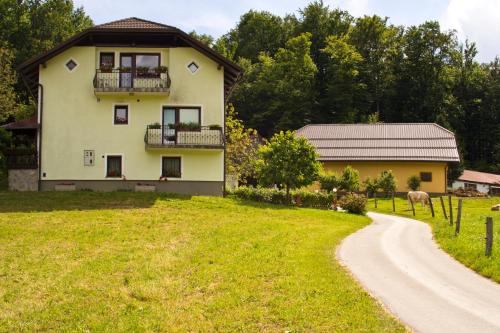 Tourist farm Mraz 2