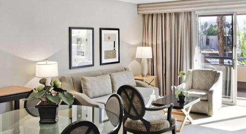 luxury hotels in Palm Springs