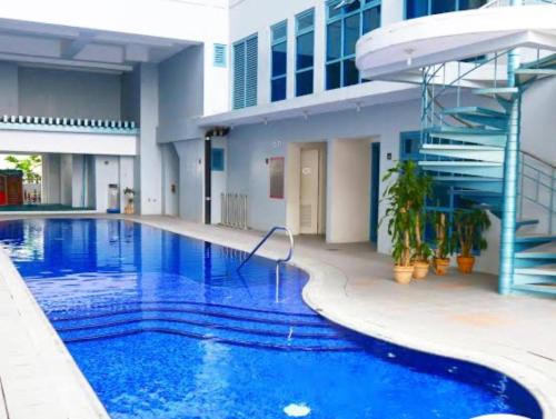 Newly Renovated 2-storey Loft at Greenbelt, Metro Manila