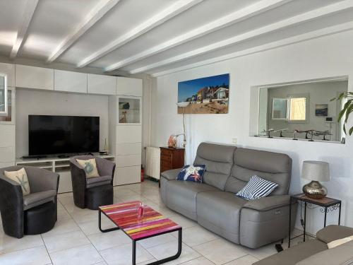 ทัศนียภาพภายนอกโรงแรม, Villa La Hume proche port plage commodités Bassin d'Arcachon avec piscine chauffée (Villa La Hume proche port plage commodites Bassin d'Arcachon avec piscine chauffee) in แวร์ดาล