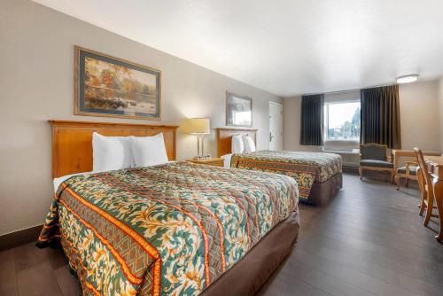 Rodeway Inn Albany - image 10
