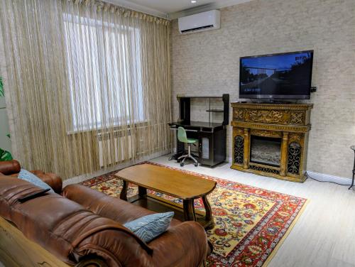 Студия в Золотом Квадрате, Almaty