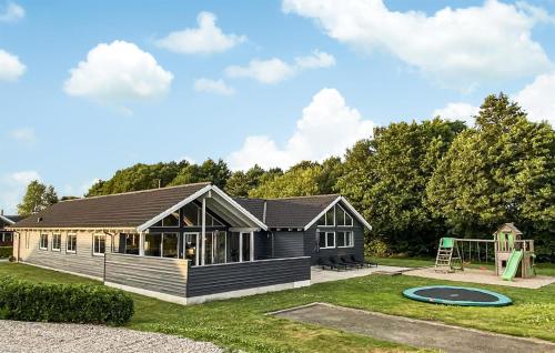 Cozy Home In Nordborg With Sauna