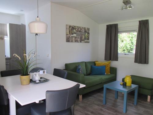 Vakantiepark Delftse Hout - image 4