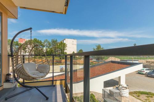 Ban công/sân hiên, Spacious Apartment in Gdańsk with Sauna, Gym, Parking and Desk by Renters Prestige (Spacious Apartment in Gdansk with Sauna, Gym, Parking and Desk by Renters Prestige) in Letnica