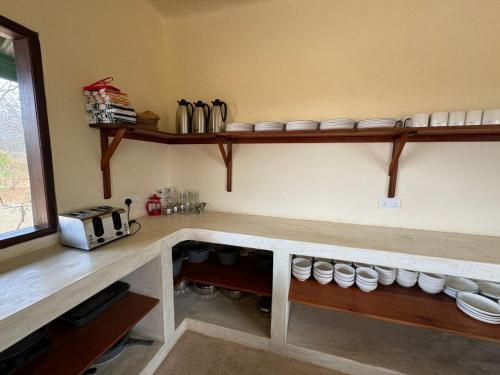 Kamungi Bandas in Tsavo