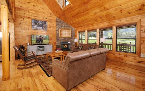 Charlie Browns Cabin II in Sevierville, USA