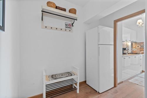 Sudului 507 by MRG Apartments - image 10