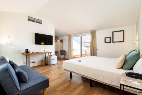 1 queen bed