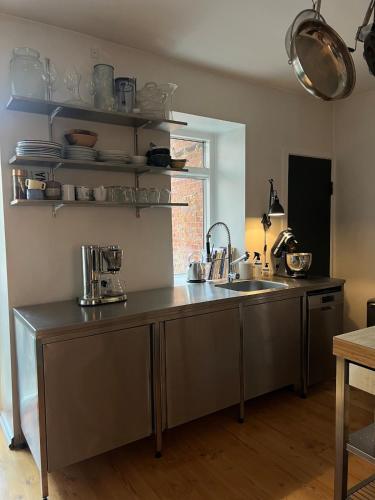Bright, child-friendly, balcony, 50 meters from the subway, Копенгаген (фото 7)