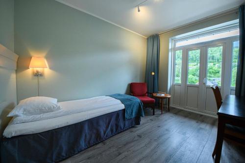 1 twin bed