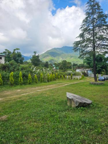 Anantham, Bir (Foto 4)