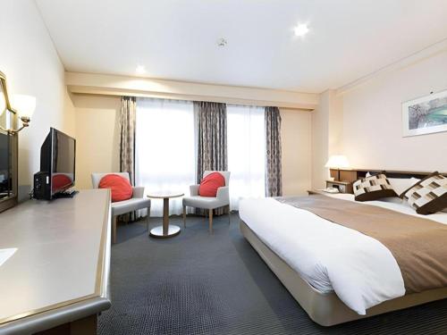 Pearl Hotel Mizonokuchi in Kawasaki