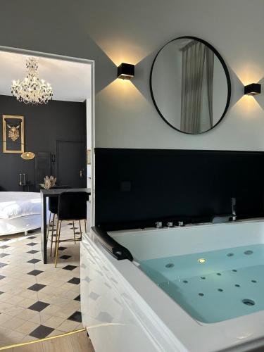 Bulle royale jaccuzi au château à 35 min de Paris - Location saisonnière - Limay