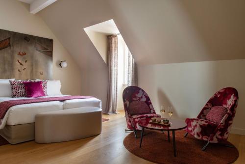 Superior Double Room image 4