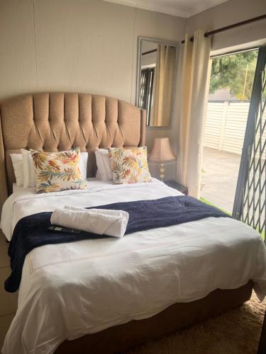17 Byvanger Luxury Home Deluxe Queen Suite Room 2