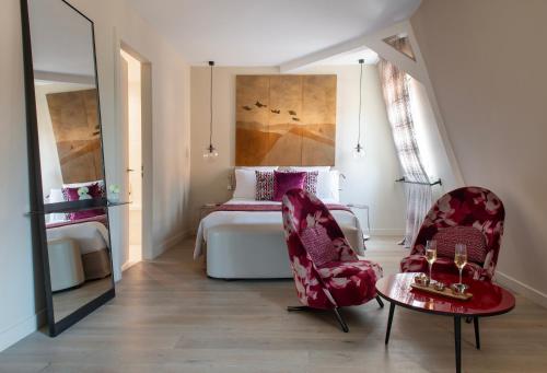 Classic Room image 2