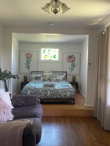 One-bed room the Little Mayfair in Daylesford and Macedon Ranges