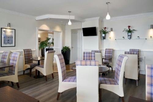 Kings Hotel - image 3