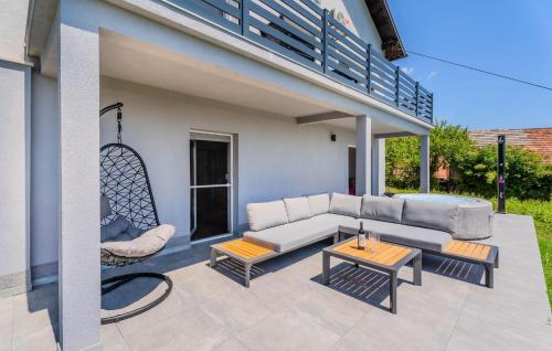 Hotelli välisilme, Stunning Home In Paljugi With Sauna in Kostanjevac