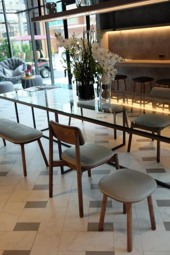 บริการและสิ่งอำนวยความสะดวก, โรงแรมแน็ป (Nap Hotel Bangkok) near สถานีรถไฟฟ้าสยาม